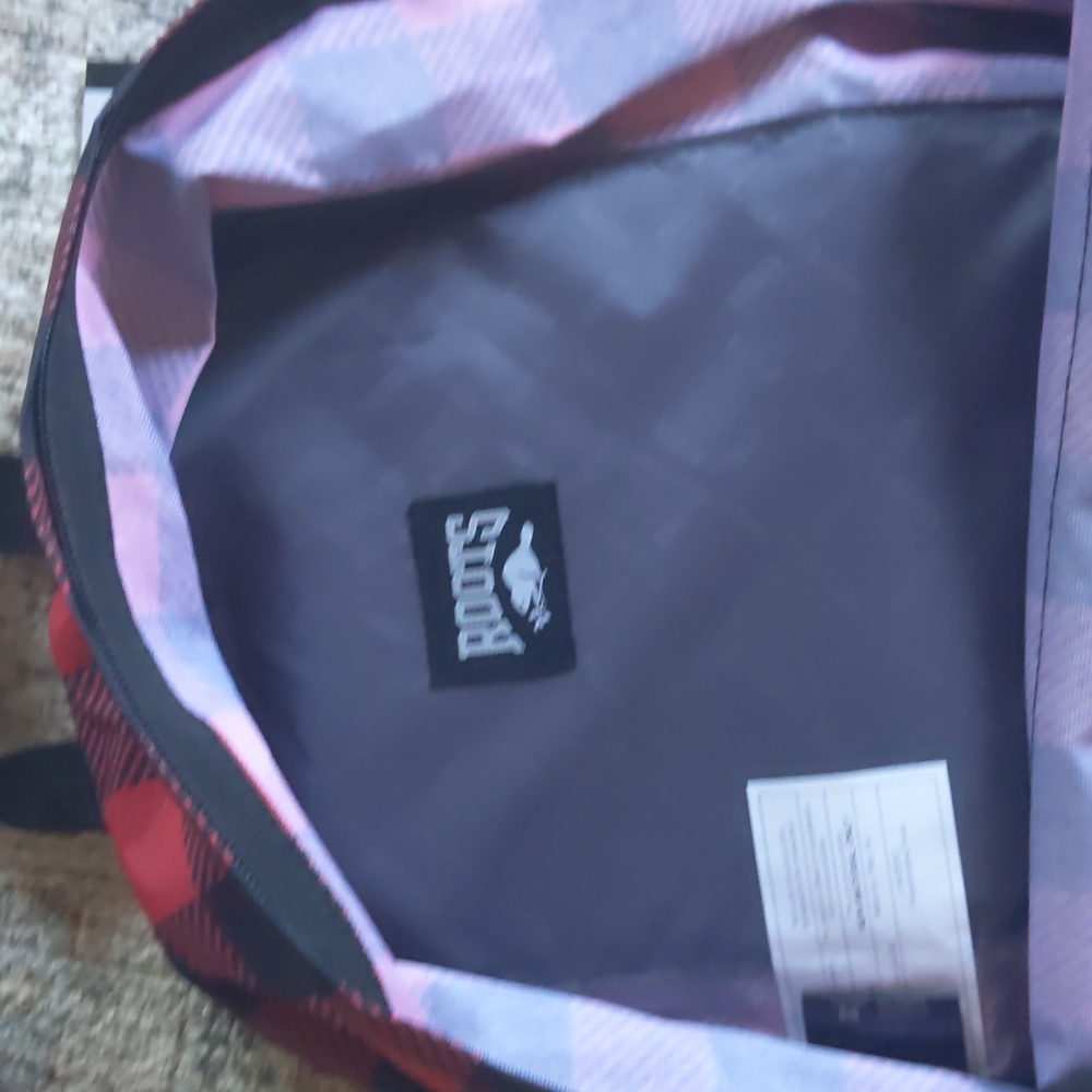 🇨🇦Last drop❤️Roots Canada 🇨🇦 Medium Backpack - Picture 11 of 14